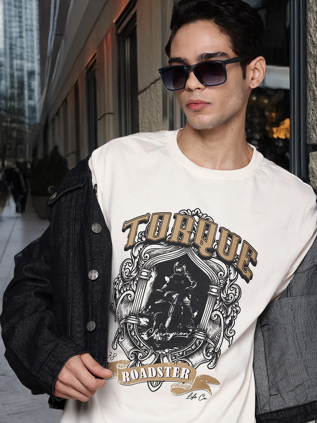 

Roadster The Lifestyle Co. Cotton Graphic Printed Drop-Shoulder Sleeves T-shirt, White