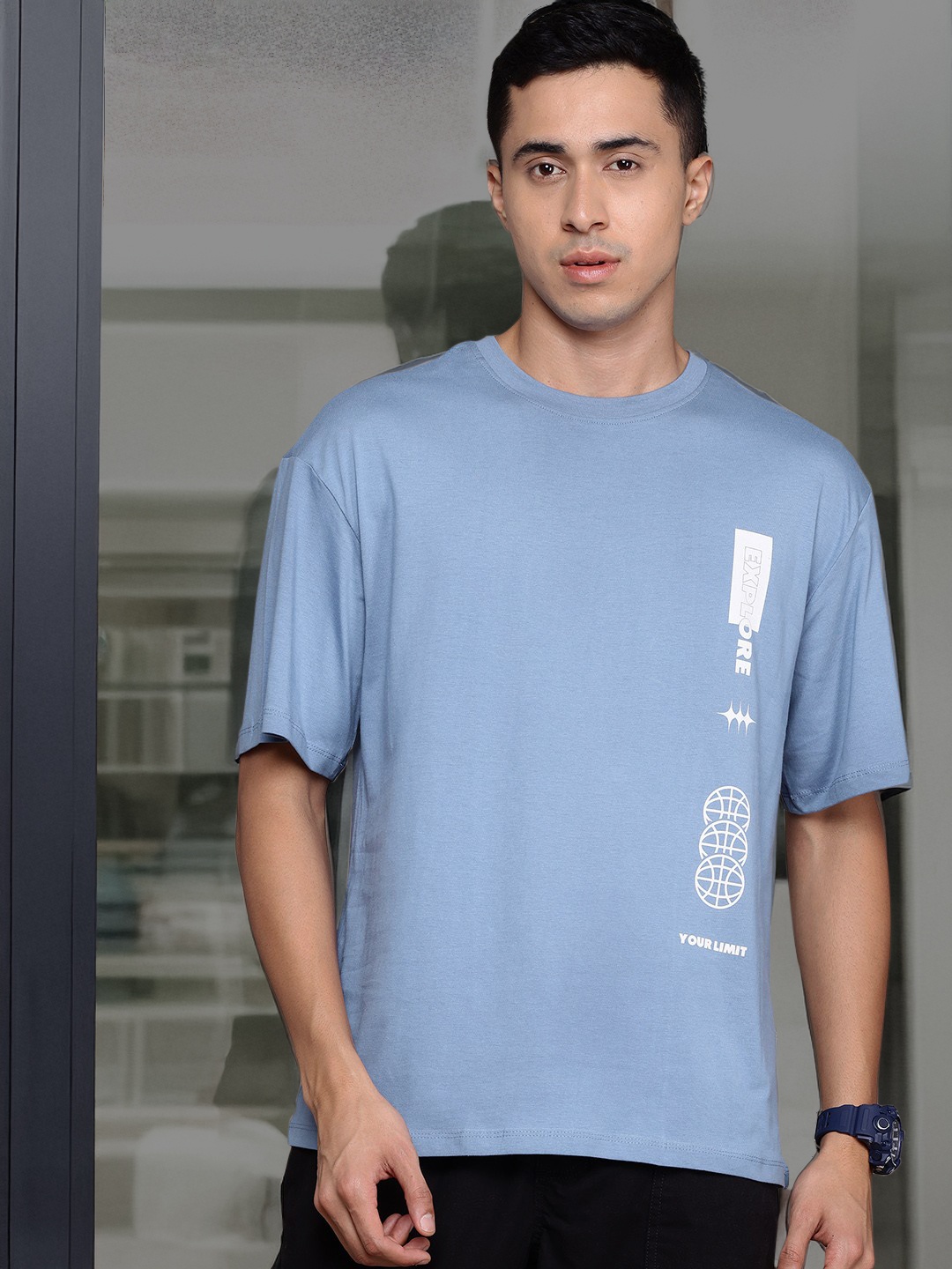 

The Roadster Lifestyle Co. Men Relaxed Fit Printed Pure Cotton T-shirt, Blue