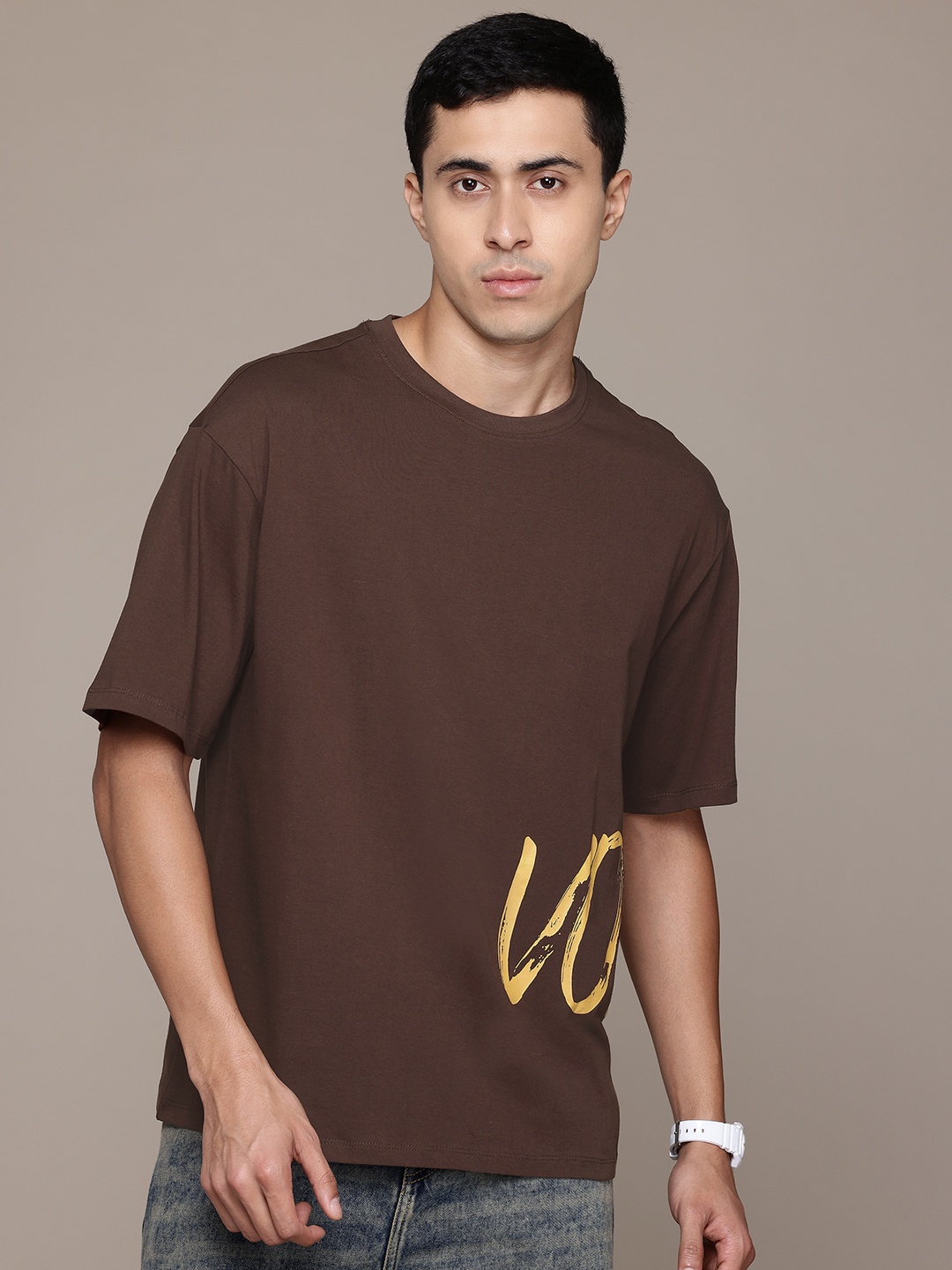 

The Roadster Lifestyle Co. Typography Printed Drop-Shoulder Sleeves, Brown