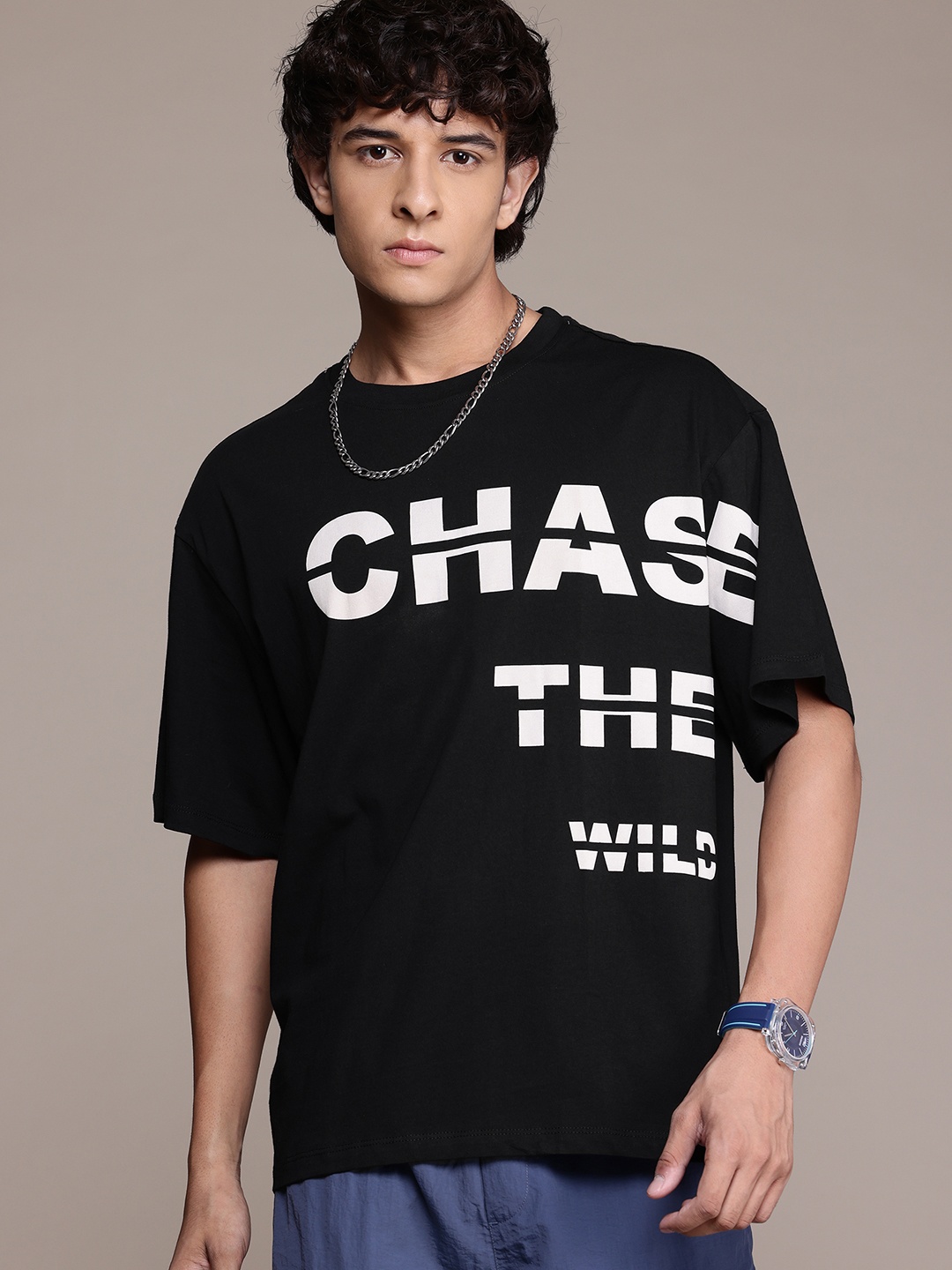 

The Roadster Lifestyle Co. Men Printed Relaxed Fit Pure Cotton T-shirt, Black