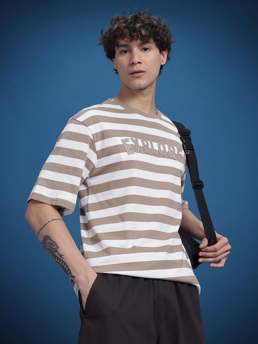 

The Roadster Life Co. Men Striped Relaxed Fit T-shirt, Taupe