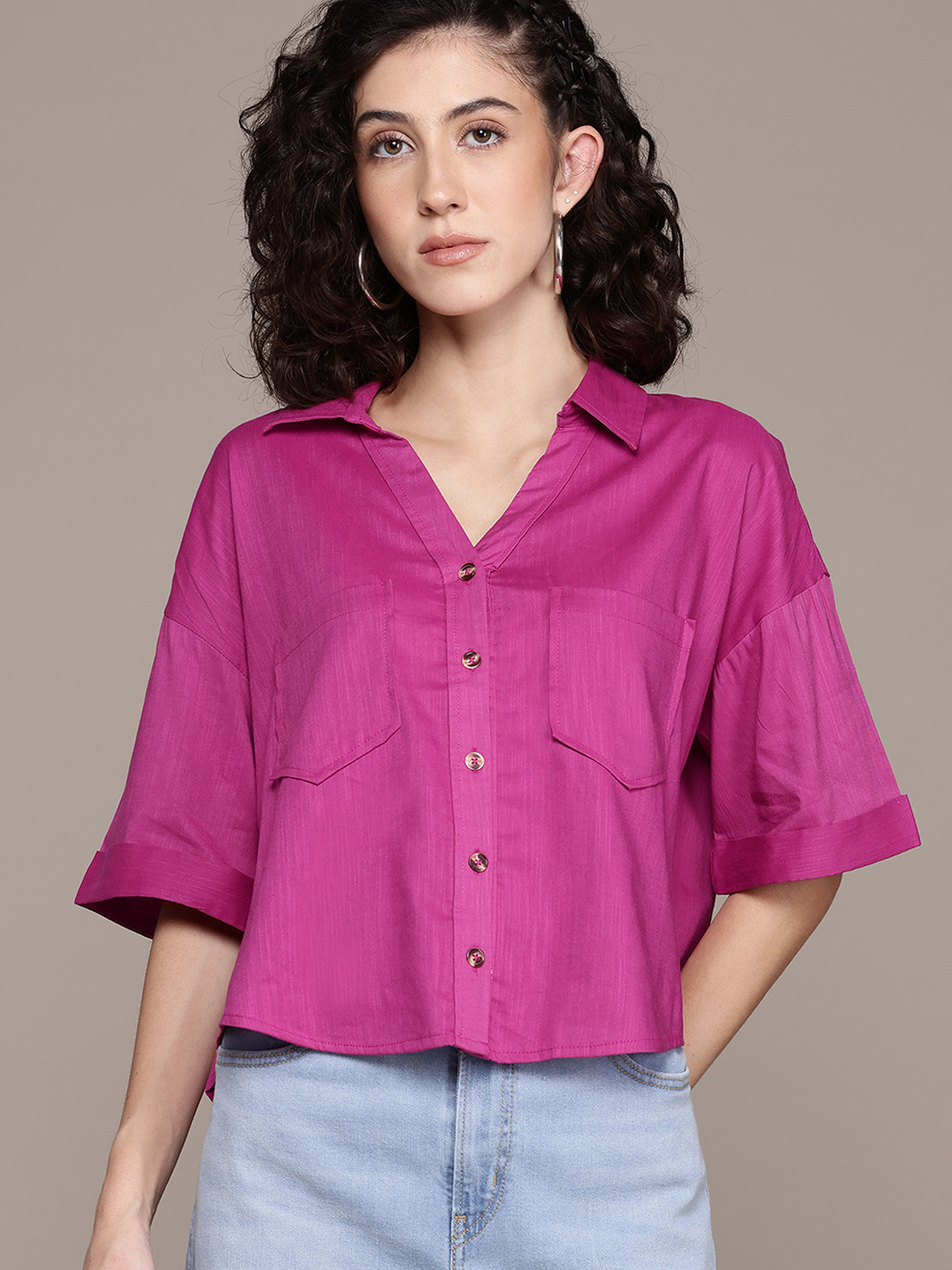 

The Roadster Lifestyle Co. Chest Pocket Detail High-Low Casual Shirt, Fuchsia