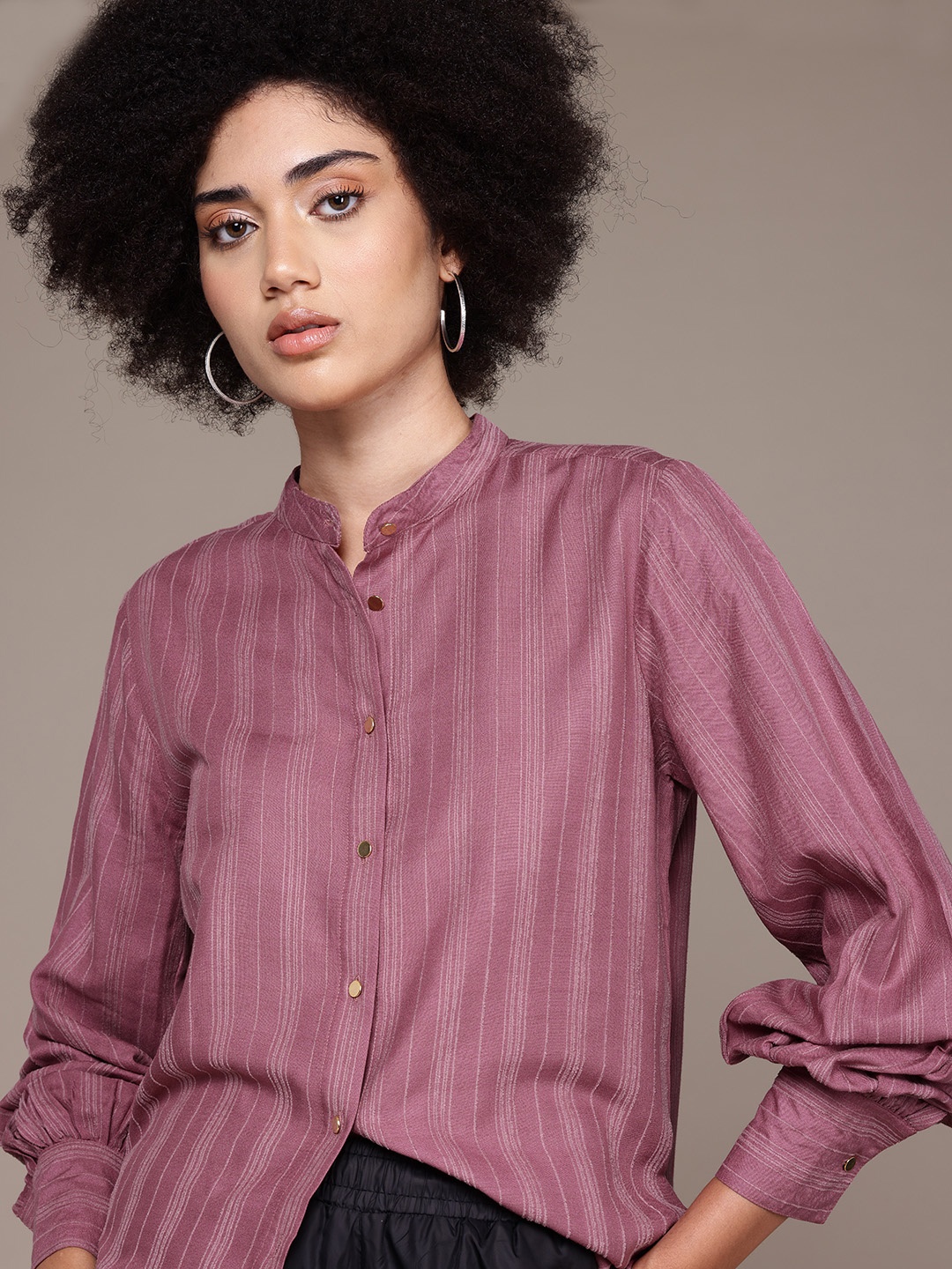 

The Roadster Lifestyle Co. Multi Striped Casual Shirt, Mauve