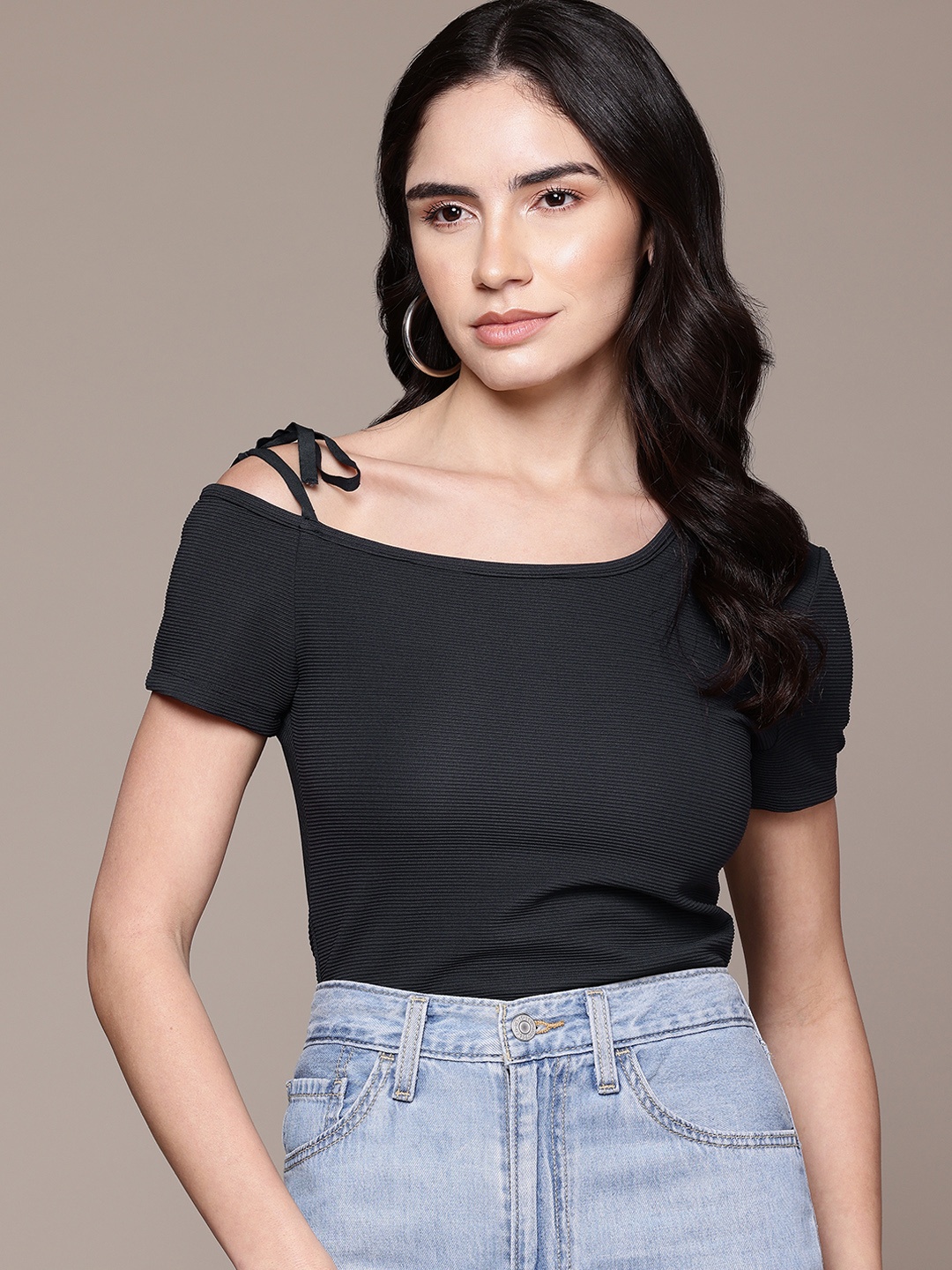 

The Roadster Lifestyle Co. Self-Striped One Shoulder Top, Charcoal