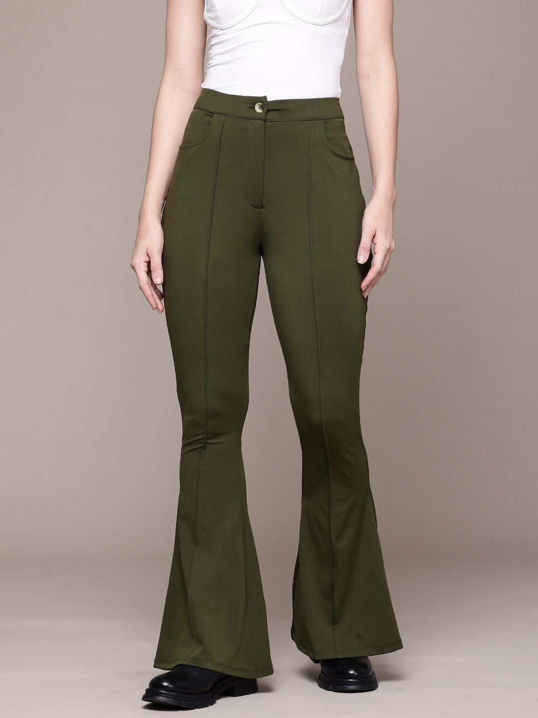 

The Roadster Lifestyle Co. Women High-Rise Bootleg Trousers, Olive