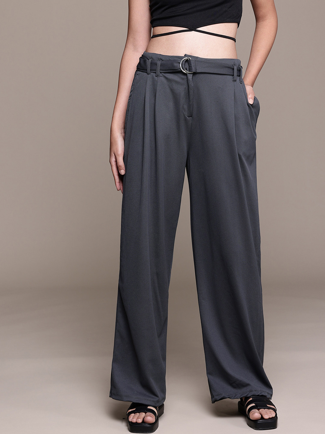 

Roadster The Lifestyle Co. Women Pleated Korean Pants With Belt, Grey