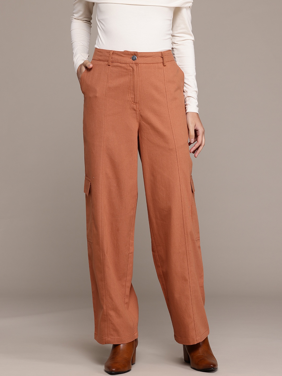 

Roadster Women High-Rise Cargos Trousers, Rust