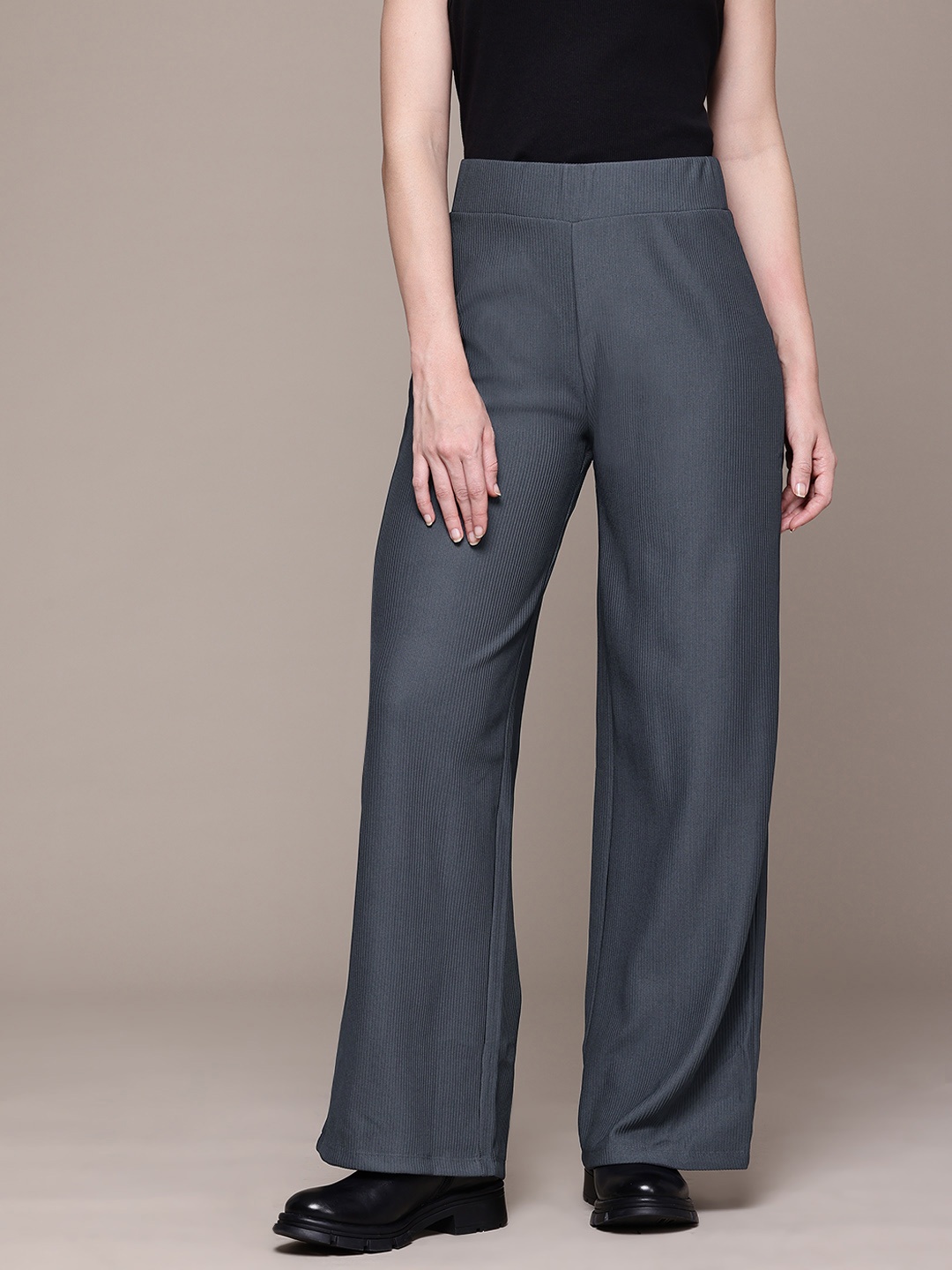 

The Roadster Lifestyle Co. Women Ribbed High-Rise Trousers, Charcoal