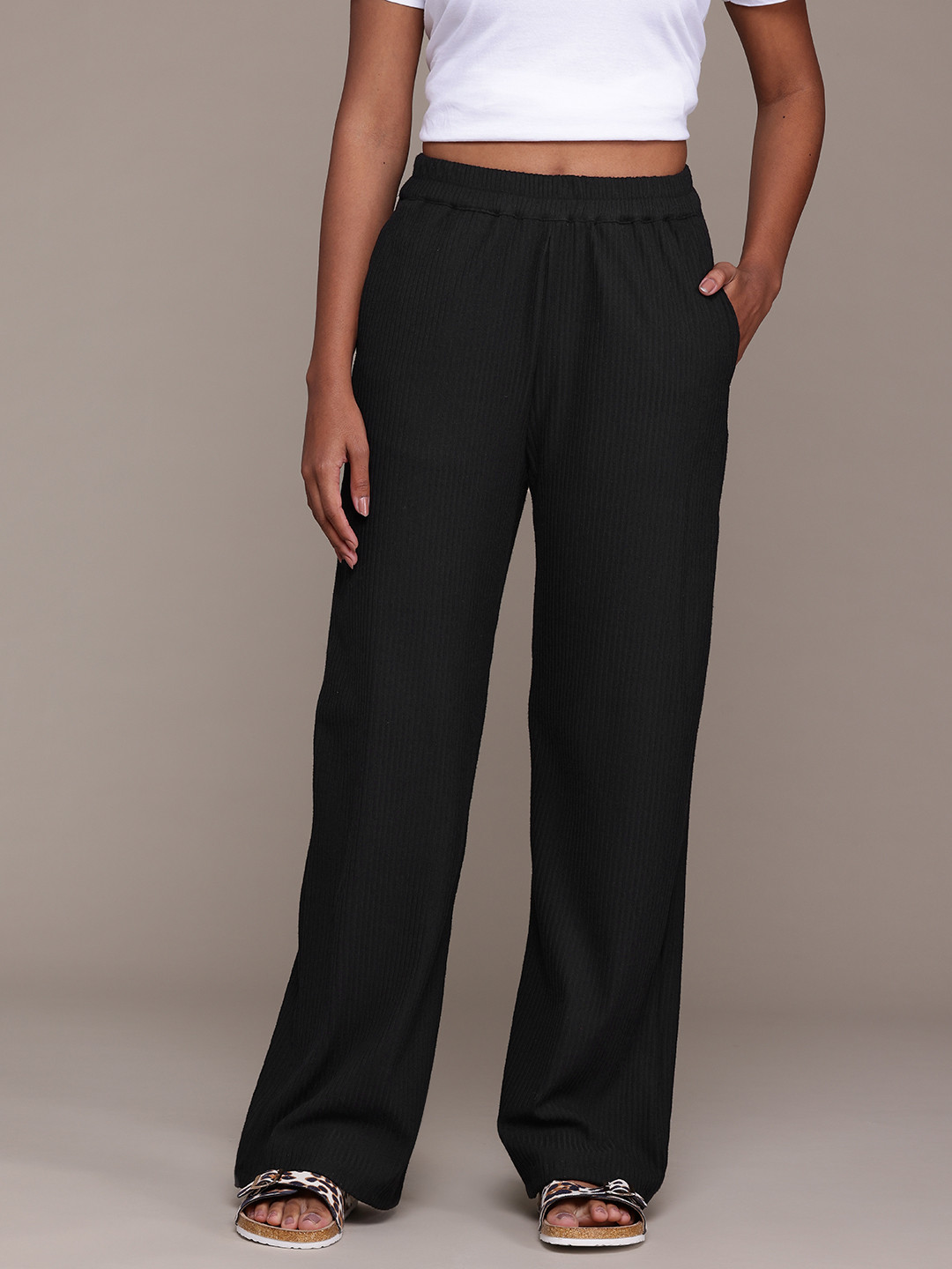 

The Roadster Lifestyle Co. Women Ribbed Straight Fit Trousers, Black