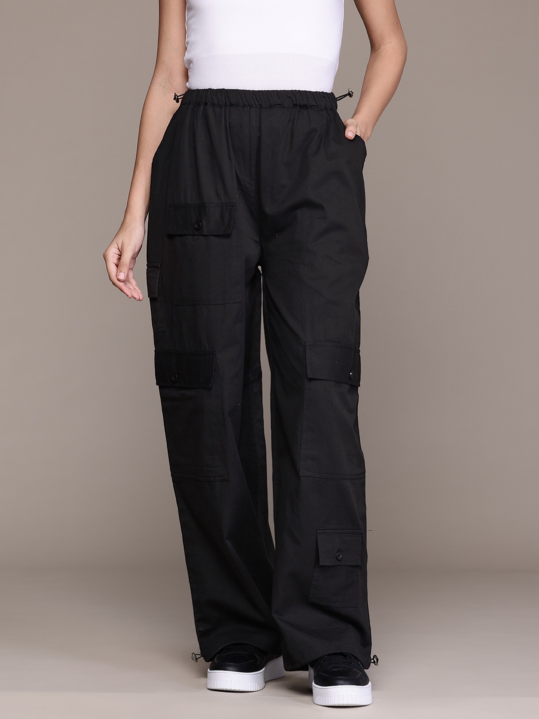 

The Roadster Lifestyle Co. Relaxed Cargo Parachute Trousers, Black