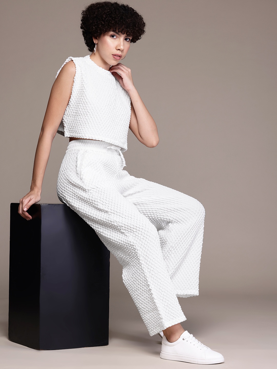 

The Roadster Lifestyle Co. Bubble Textured Co-Ords, White