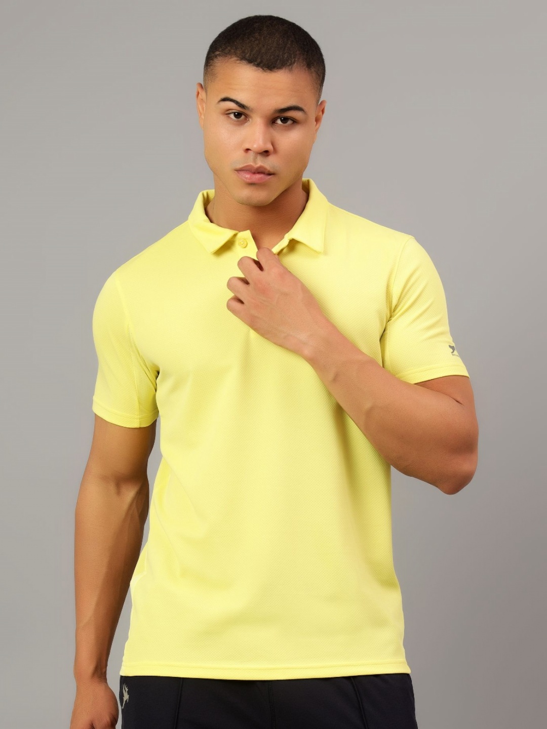 

Shiv Naresh Men Solid Polo Collar Polyester T-Shirt, Yellow