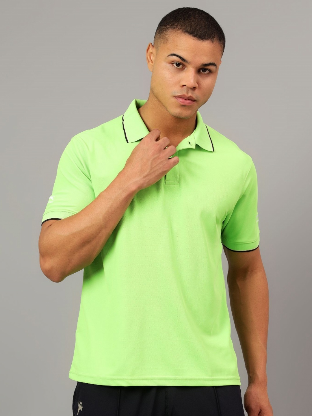 

Shiv Naresh Men Solid Polo Collar Polyester T-Shirt, Lime green