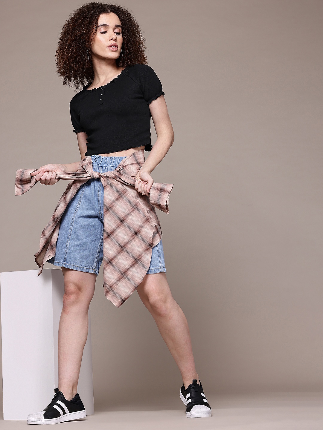 

The Roadster Lifestyle Co. Ribbed Crop Top, Black