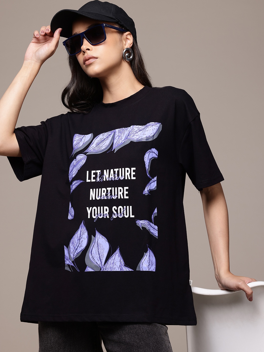 

The Roadster Lifestyle Co. Typography Print Drop-Shoulder Sleeves T-shirt, Black