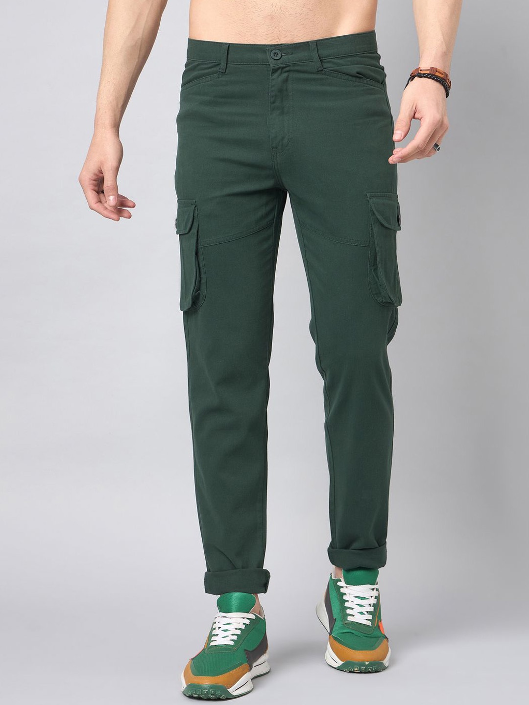 

STUDIO NEXX Men Cotton Relaxed Straight Leg Cargos Trousers, Green