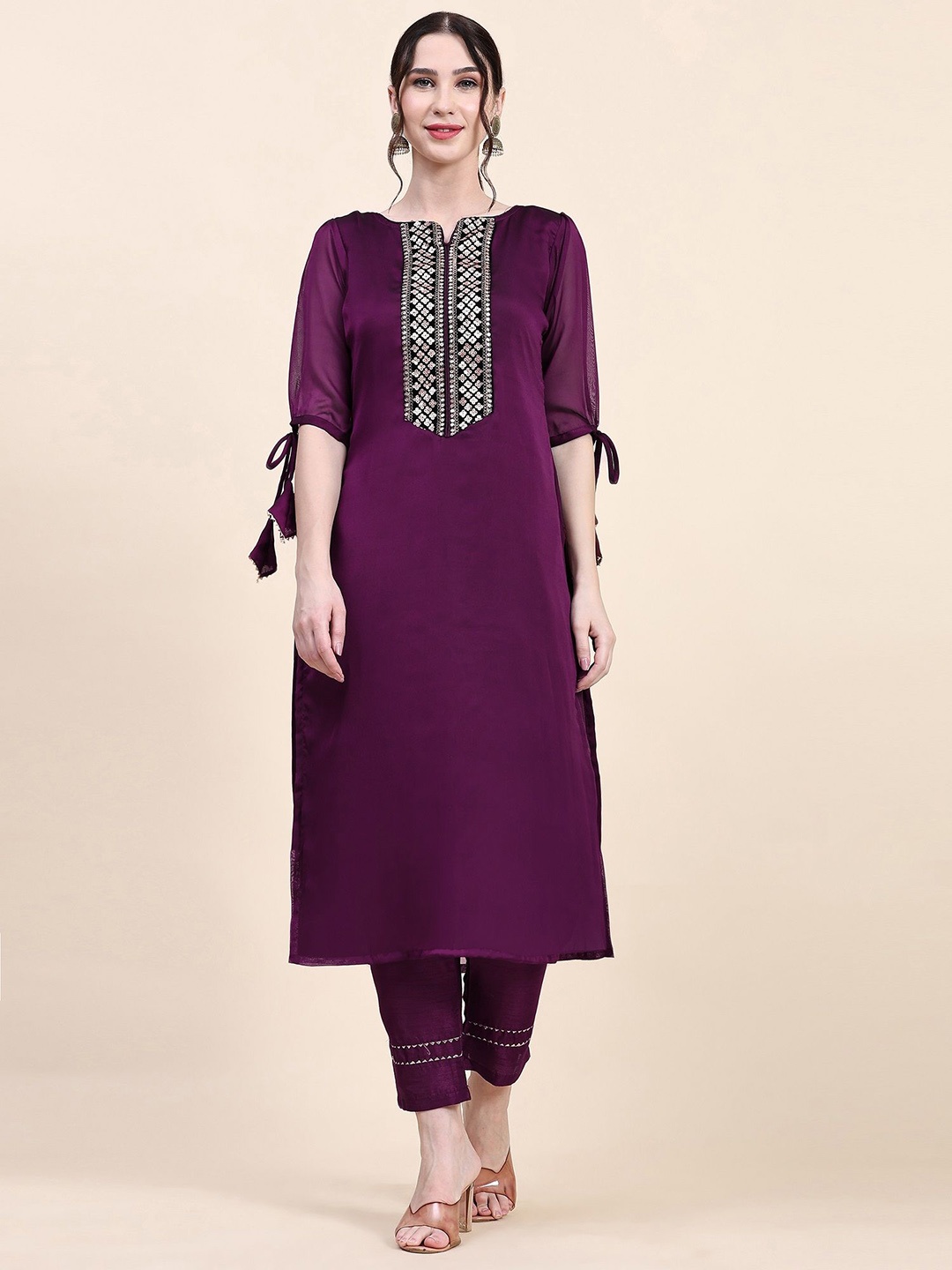 

QVAZOR Ethnic Motifs Yoke Design Regular Thread Work Kurta with Trousers, Magenta