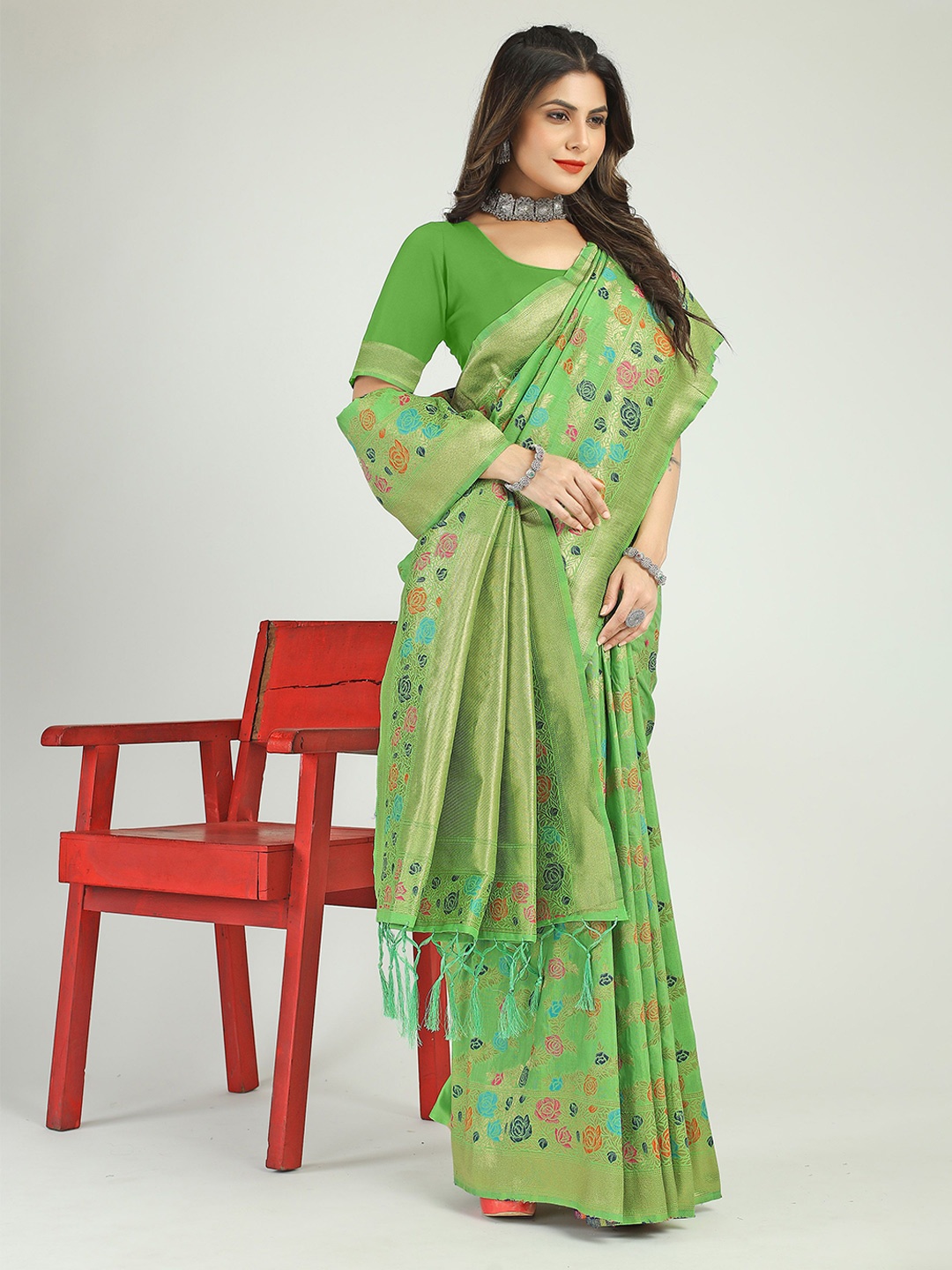 

Mitera Ethnic Motifs Zari Banarasi Saree, Lime green