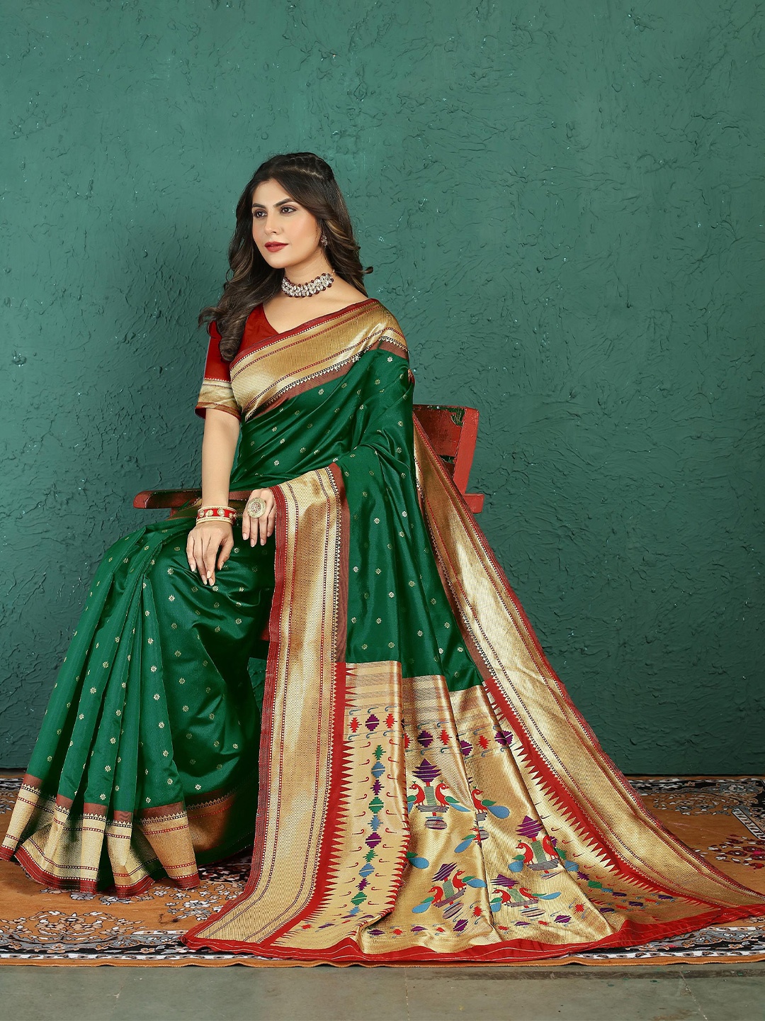 

Mitera Ethnic Motifs Zari Paithani Saree, Green