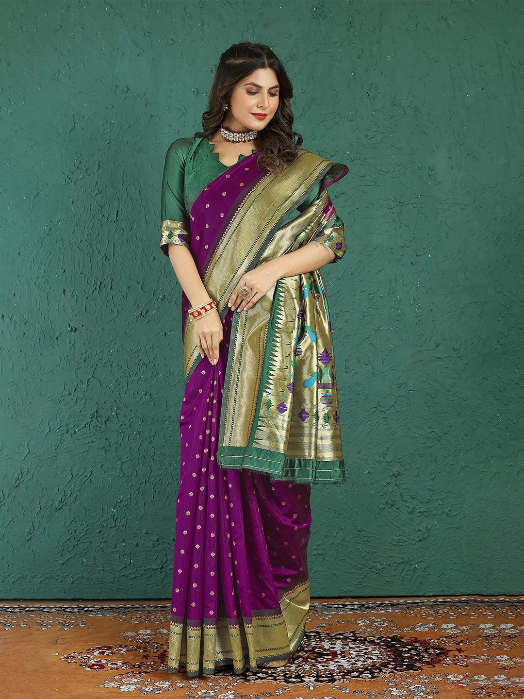 

Mitera Woven Design Zari Paithani Saree, Purple