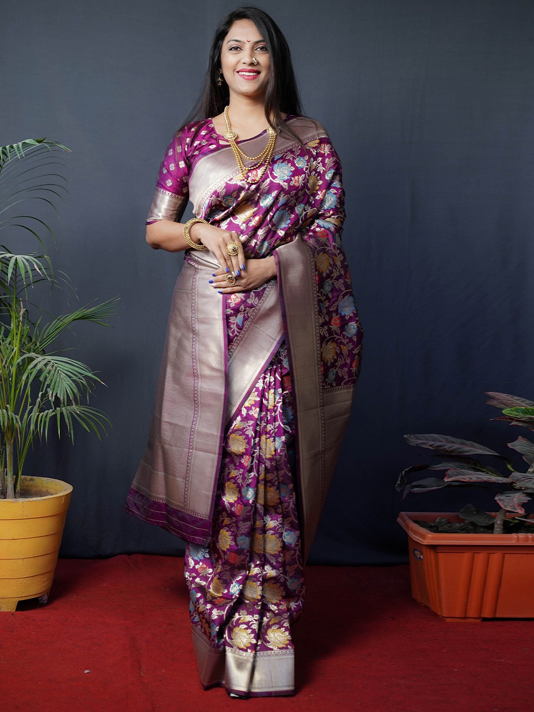 

Mitera Woven Design Zari Banarasi Saree, Purple