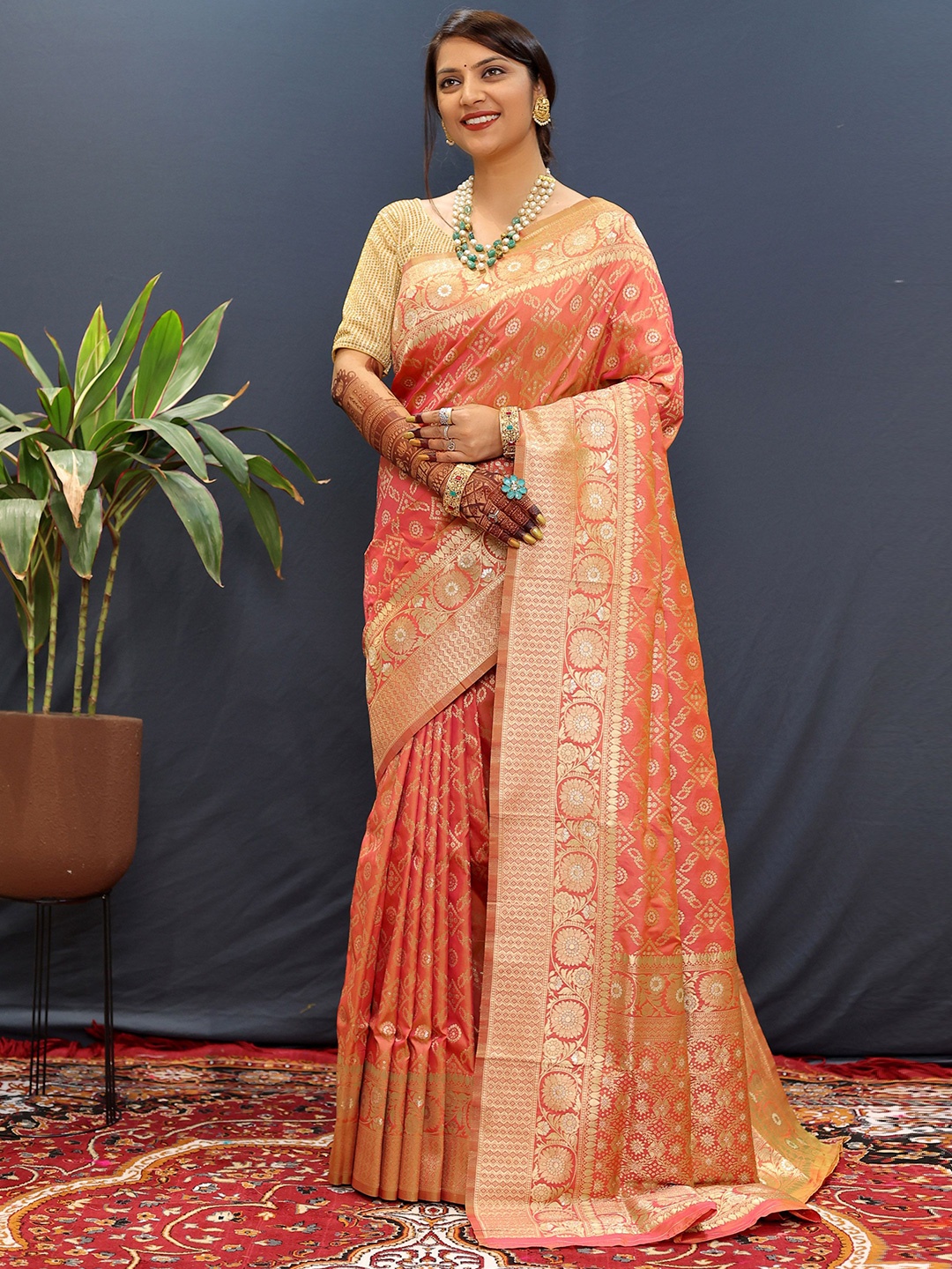 

Mitera Ethnic Motifs Zari Saree, Orange