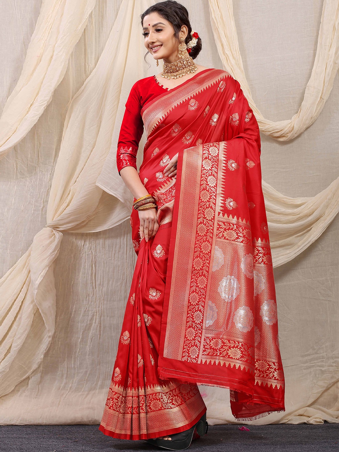 

Mitera Ethnic Motifs Zari Kanjeevaram Saree, Red