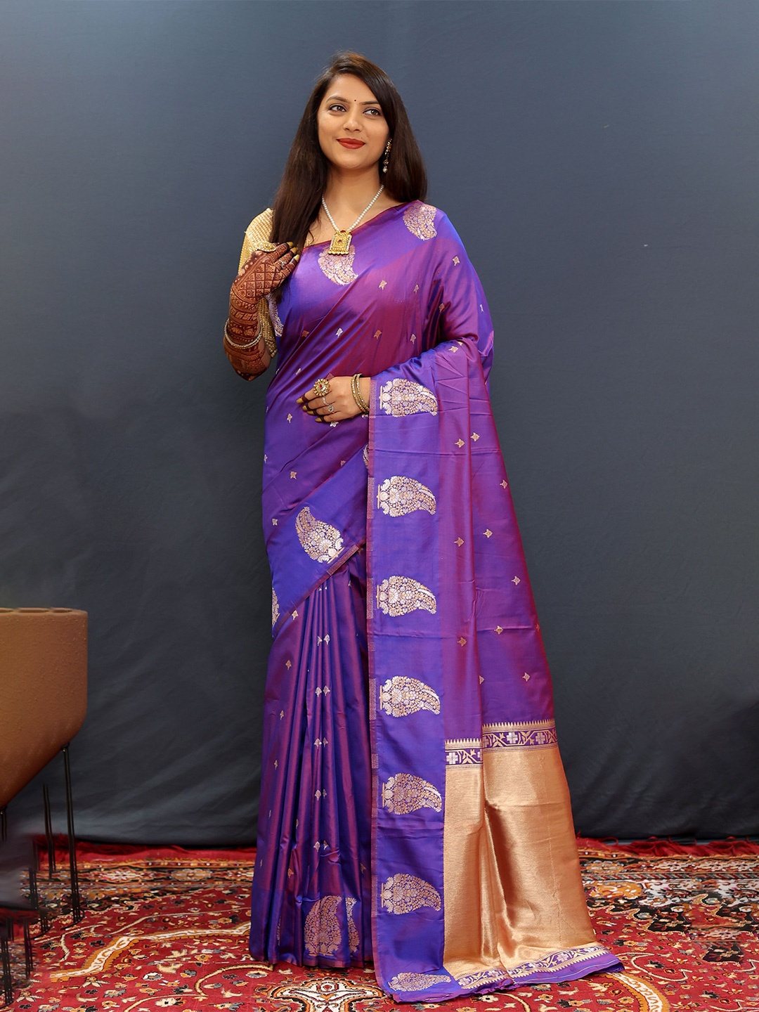 

Mitera Ethnic Motifs Woven Designed Zari Kanjeevaram Saree, Purple