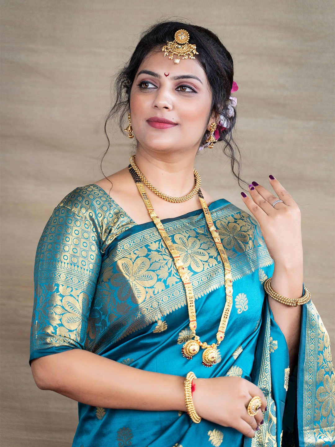 

Mitera Ethnic Motifs Zari Woven Designed Kanjeevaram Saree, Turquoise blue