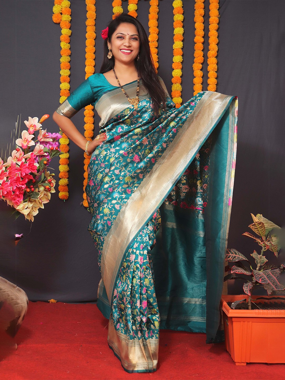 

Mitera Ethnic Motifs Woven Designed Zari Banarasi Saree, Turquoise blue