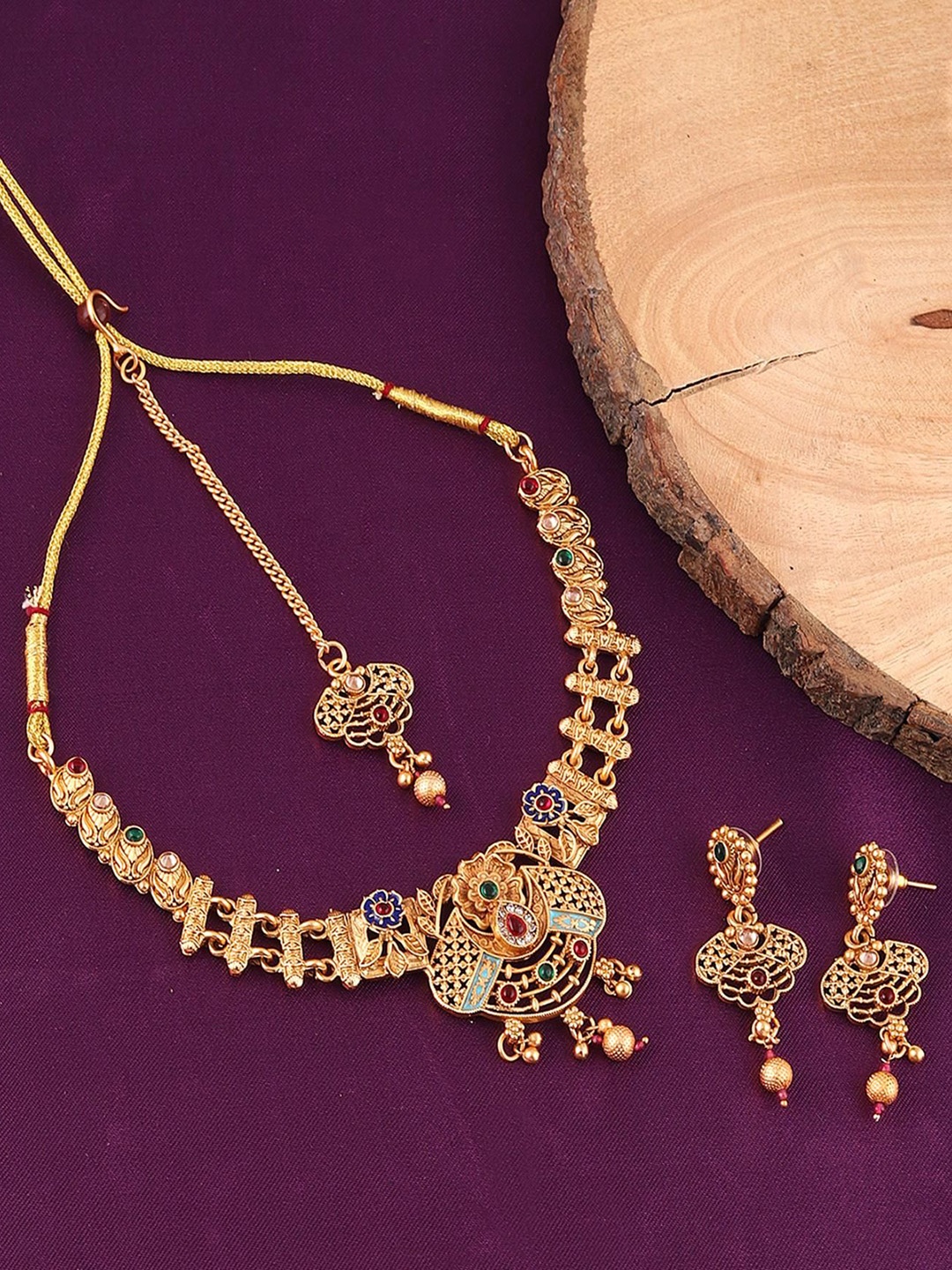 

MANSIYAORANGE Gold-Plated Stone Studded & Beaded Jewellery Set