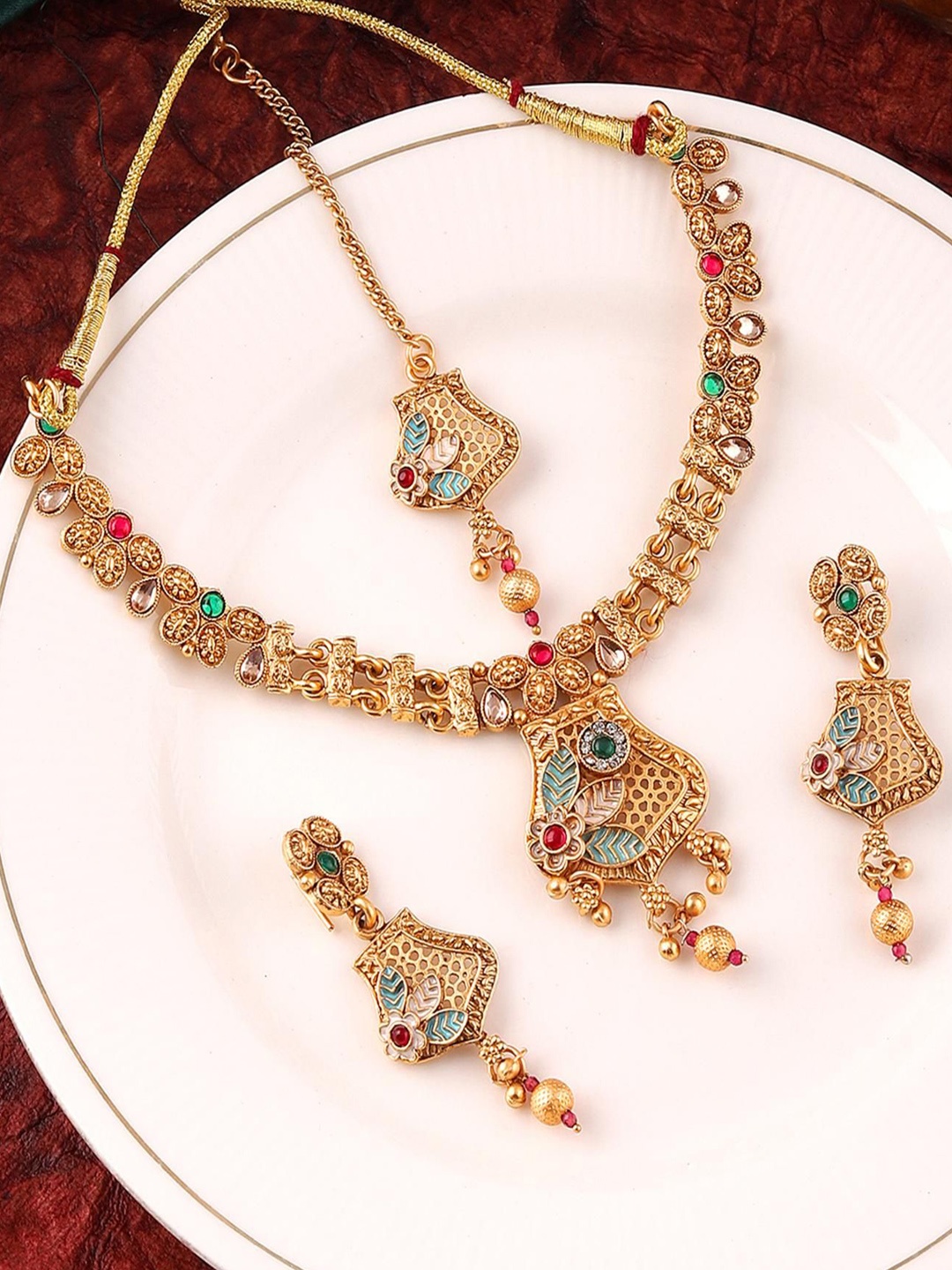 

MANSIYAORANGE Gold Plated Stone Studded Jewellery Set