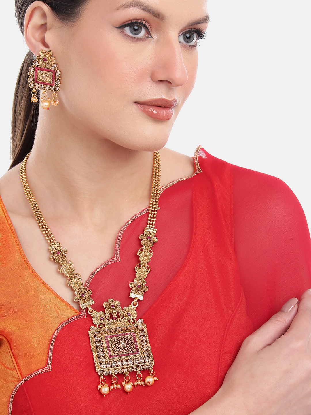 

MANSIYAORANGE Gold Plated Stone Studded & Beaded Temple Jewellery Set
