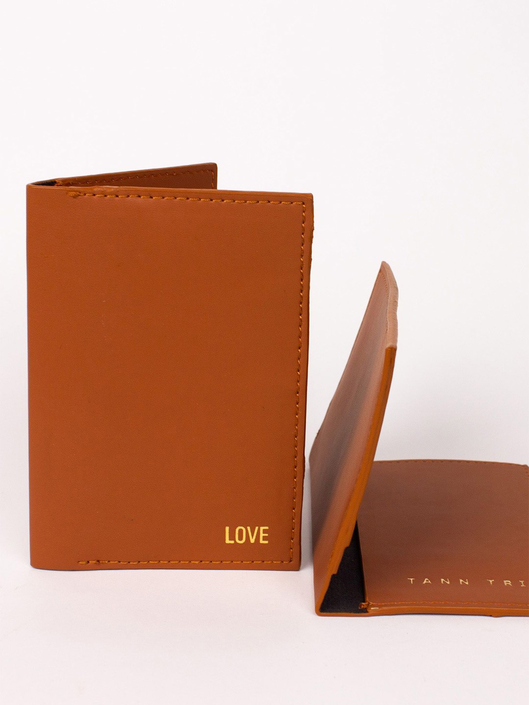 

Tann Trim Voyager Passport Cover, Tan