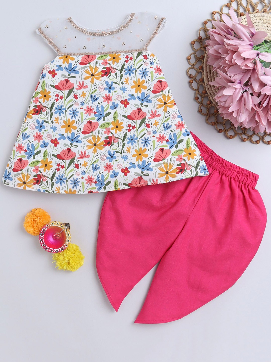 

MANY FROCKS & Girls Floral Printed Pure Cotton Tunic with Dhoti Pants, Pink