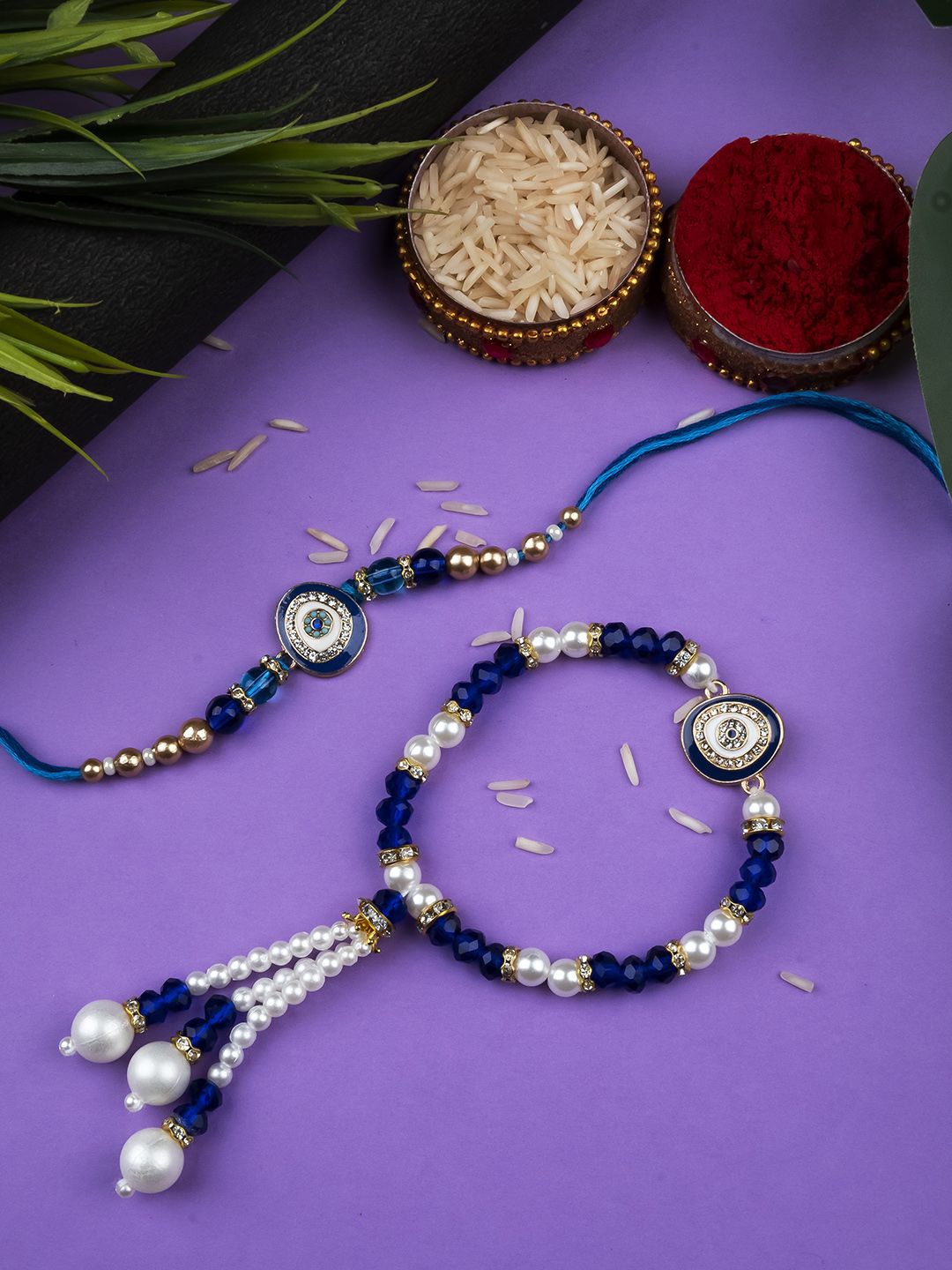 

StileAdda Thread Bhaiya Bhabhi Rakhis with Roli Chawal, Blue
