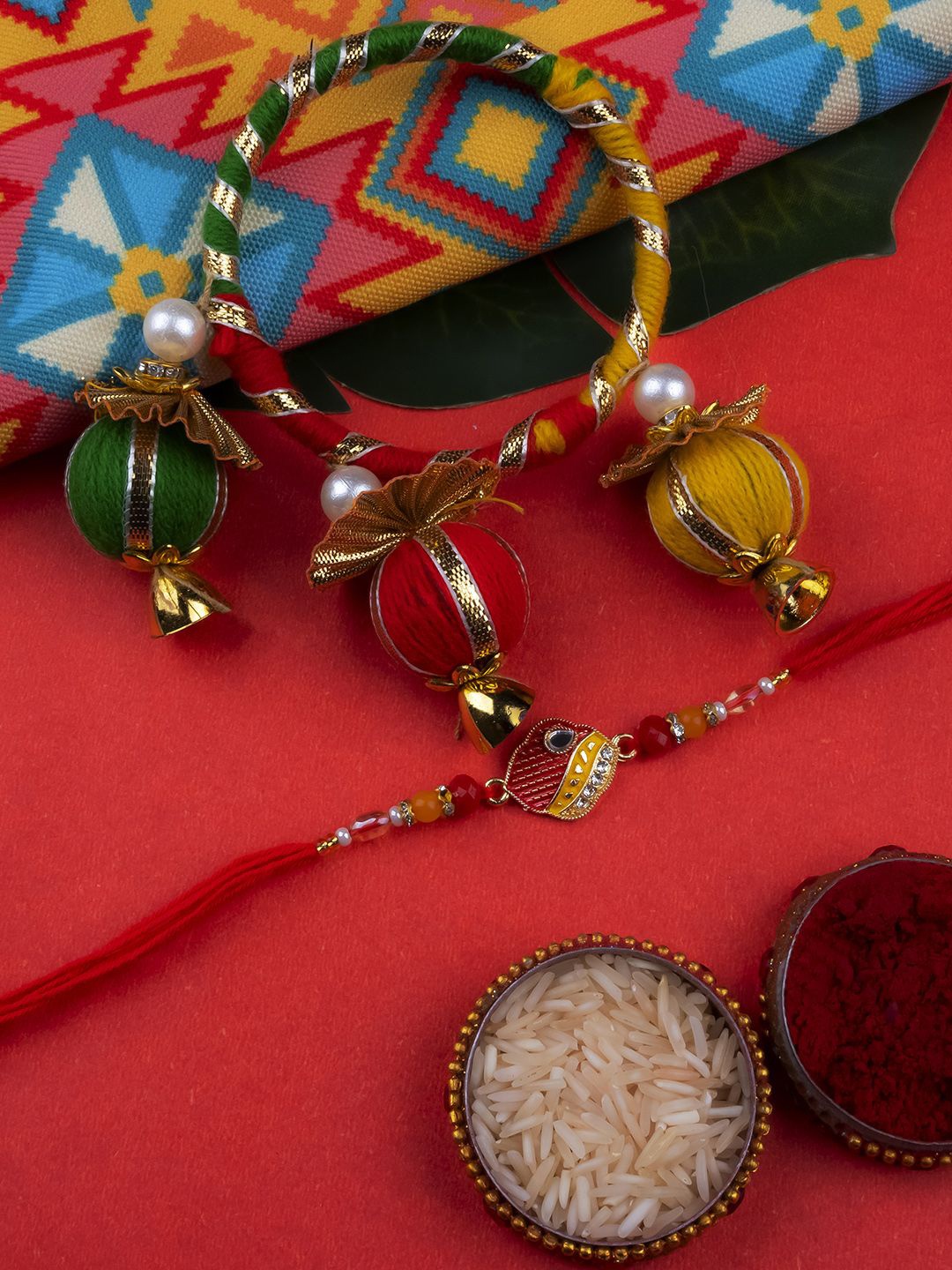 

StileAdda Beaded Thread Bhaiya Bhabhi Rakhis with Roli Chawal, Gold