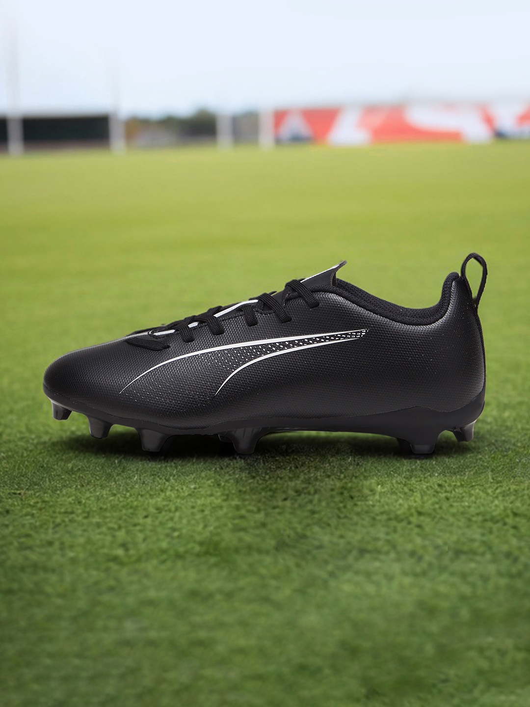 

Puma ULTRA 5 PLAY FG/AG Youth Football Boots, Black