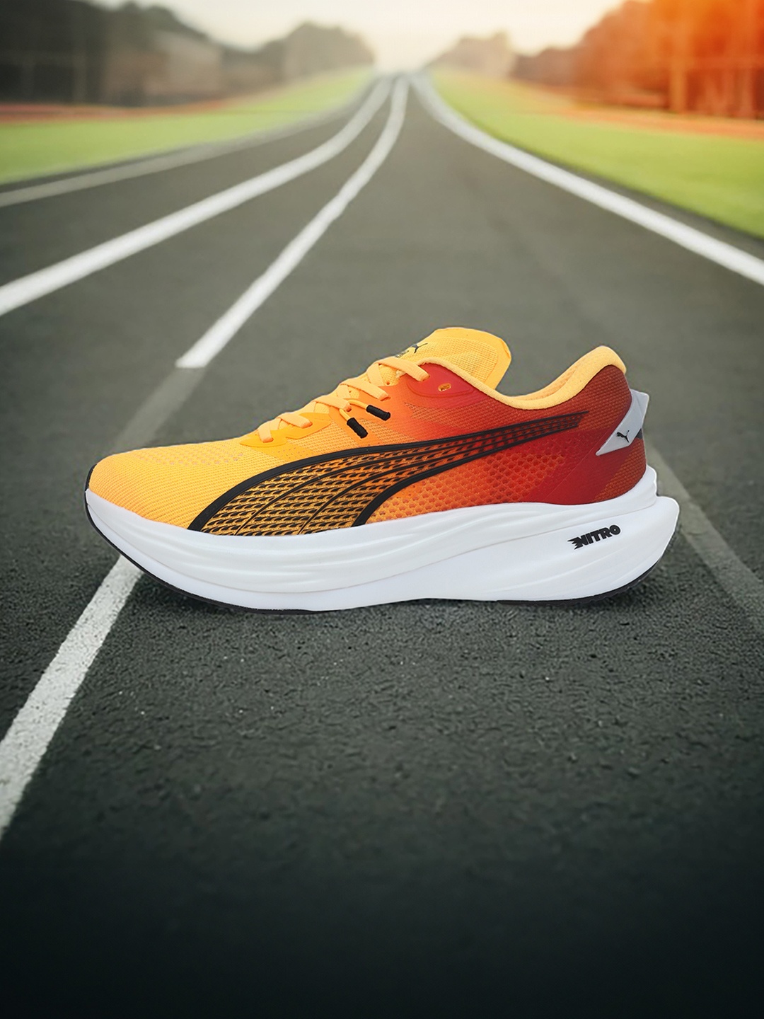 

Puma Deviate NITRO 3 Men's Running Shoes, Orange