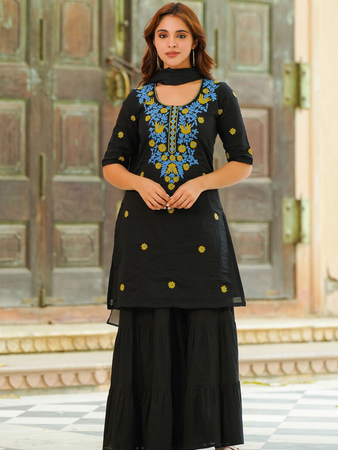 

Ambraee Floral Embroidered Regular Thread Work Kurta With Sharara & Dupatta, Black