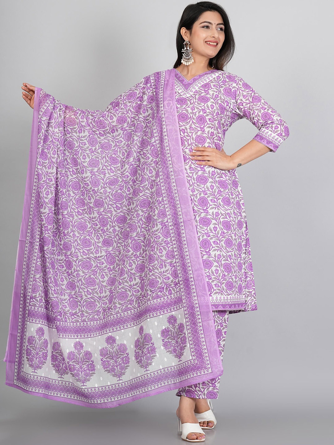 

Moktika Floral Printed Regular Pure Cotton Kurta with Trousers & Dupatta, Purple