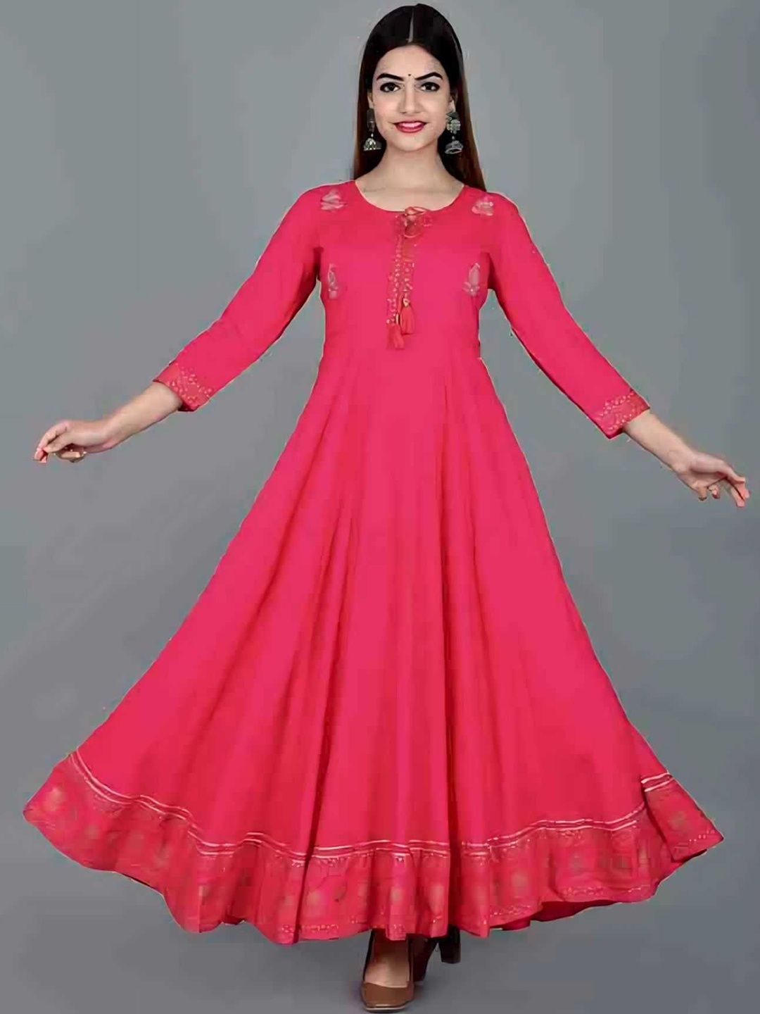 

VYKOO Floral Embroidered Keyhole Neck Thread Work Anarkali Kurta, Pink