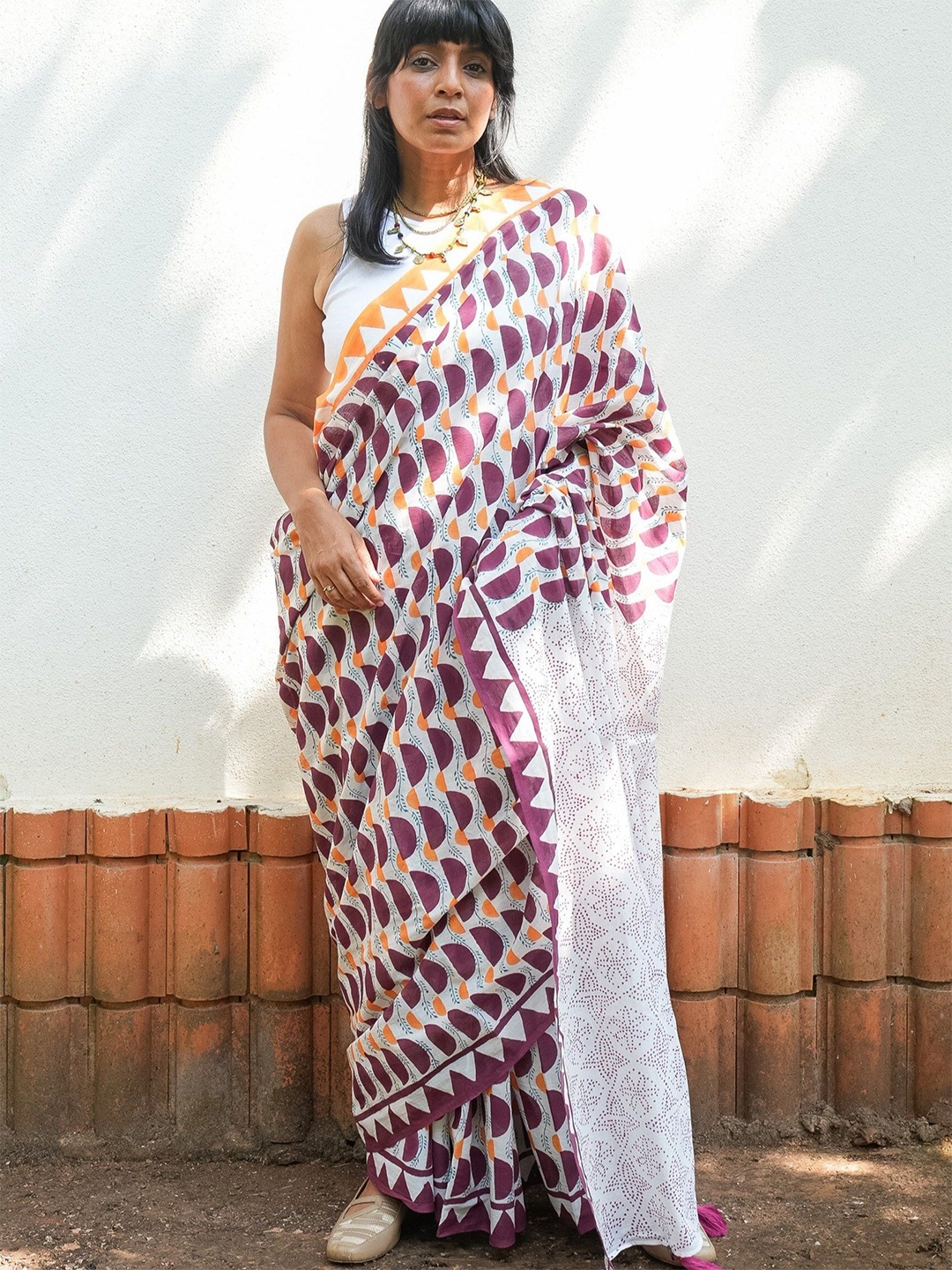 

MOGASU Block Printed Pure Cotton Saree, Maroon