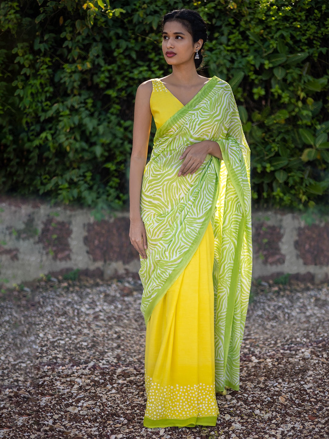 

MOGASU Block Printed Pure Cotton Half and Half Saree, Green