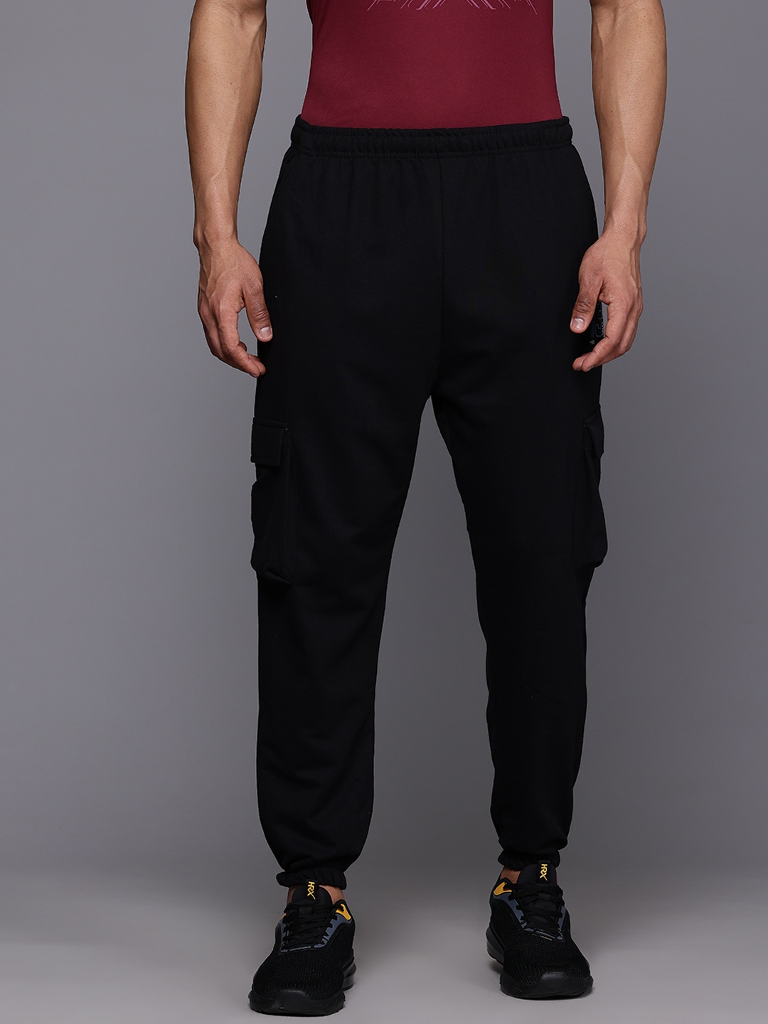 

HRX by Hrithik Roshan Men Relaxed Fit Training Track Pants, Black