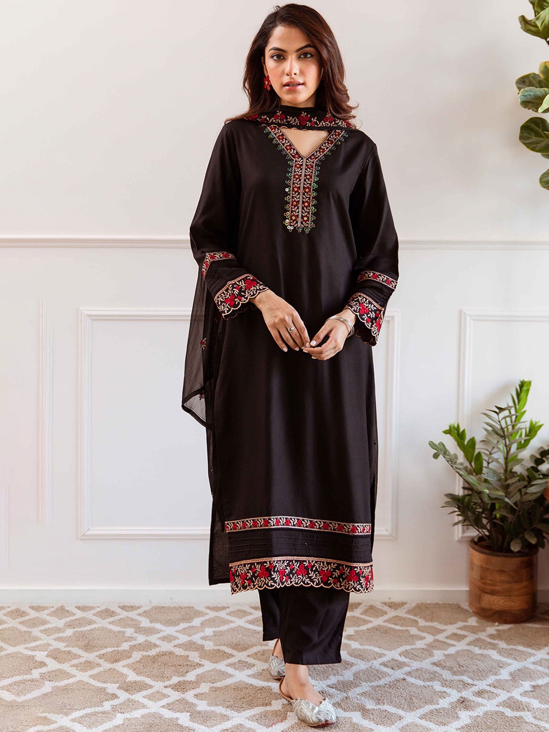 

KALINI Floral Embroidered Thread Work V-Neck Straight Kurta With Trousers & Dupatta, Black