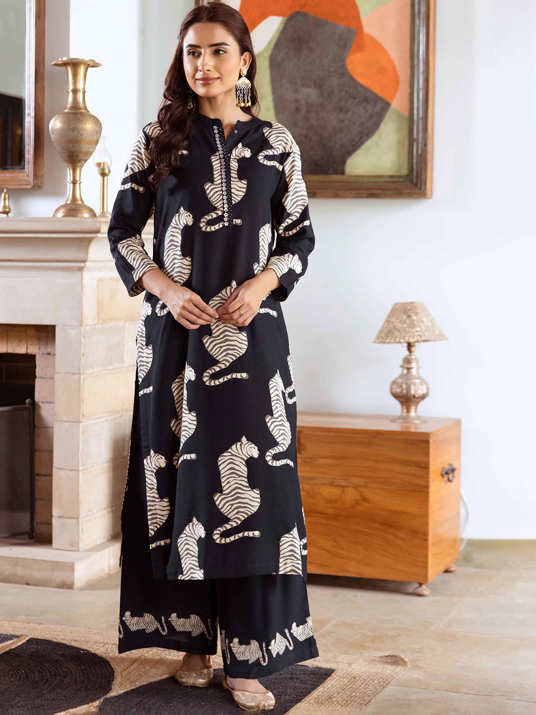 

KALINI Conversational Printed Mandarin Collar A-Line Kurta with Palazzos, Navy blue