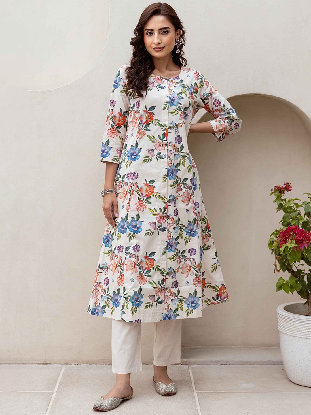 

KALINI Floral Printed Round Neck A-Line Kurta with Trousers, White