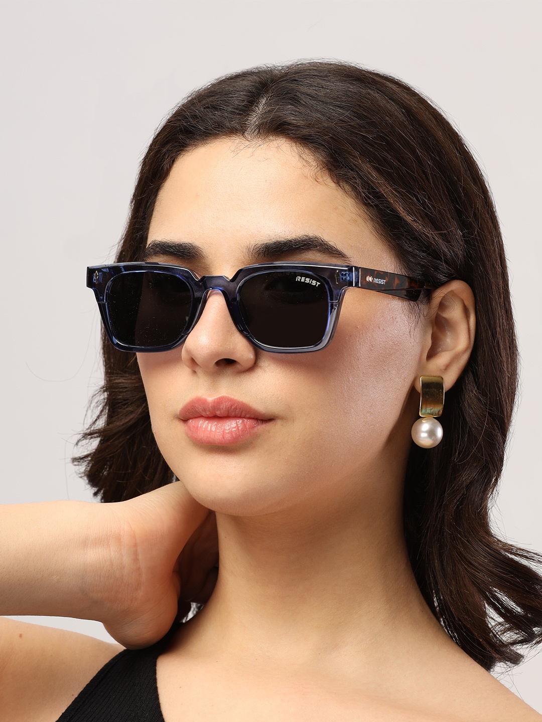 

RESIST EYEWEAR Unisex Wayfarer Sunglasses with Polarised Lens, Black