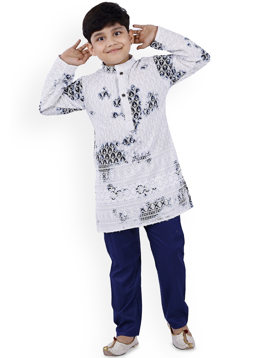 

BAESD Boys Ethnic Motifs Embroidered Straight Thread Work Kurta with Pyjamas, Navy blue
